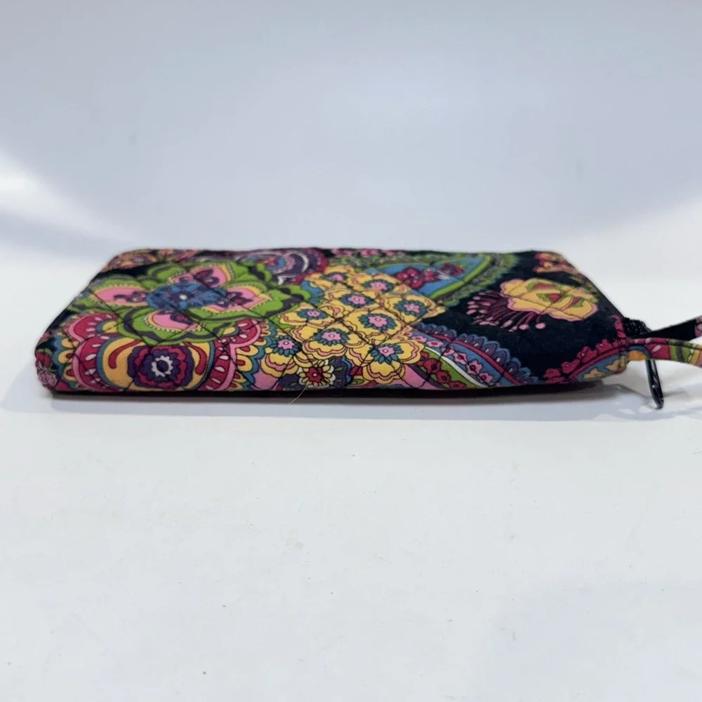 Vera Bradley Wristlet Wallet Quilted Black w Multi Color Paisley Symphony in Hue - Picture 4 of 10